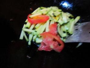 黑皮瓜怎样吃最好呢视频,视频教你最佳食用技巧