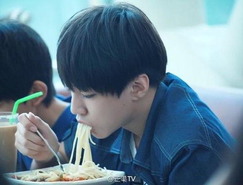 王俊凯电影吃瓜视频,揭秘幕后趣事与幕后英雄