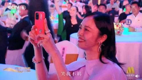 吃瓜吊带演出视频完整版,一场视觉与听觉的盛宴