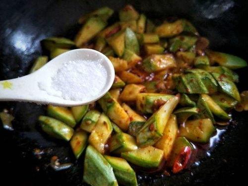 怎样用白瓜炒菜吃呢视频,家常美味,简单易学