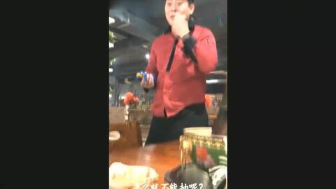 搞笑的视频吃瓜小孩子,小萌娃搞笑吃瓜瞬间